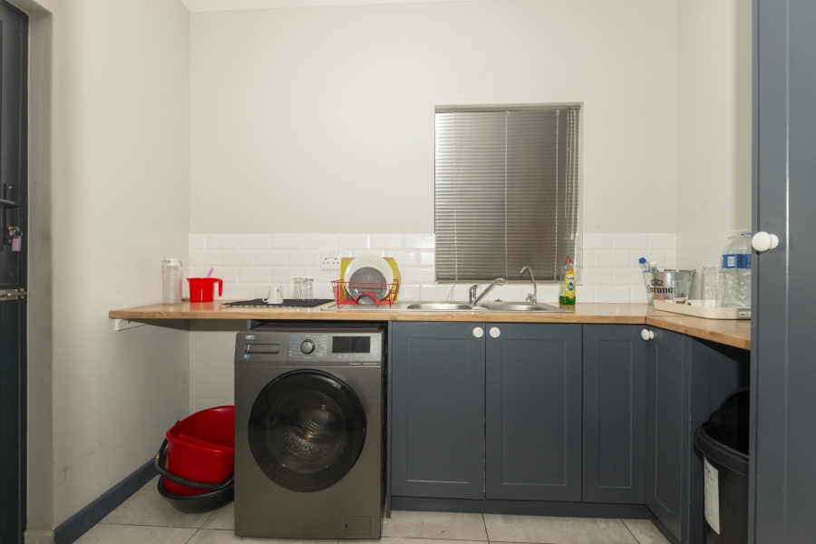 4 Bedroom Property for Sale in Country Club Western Cape